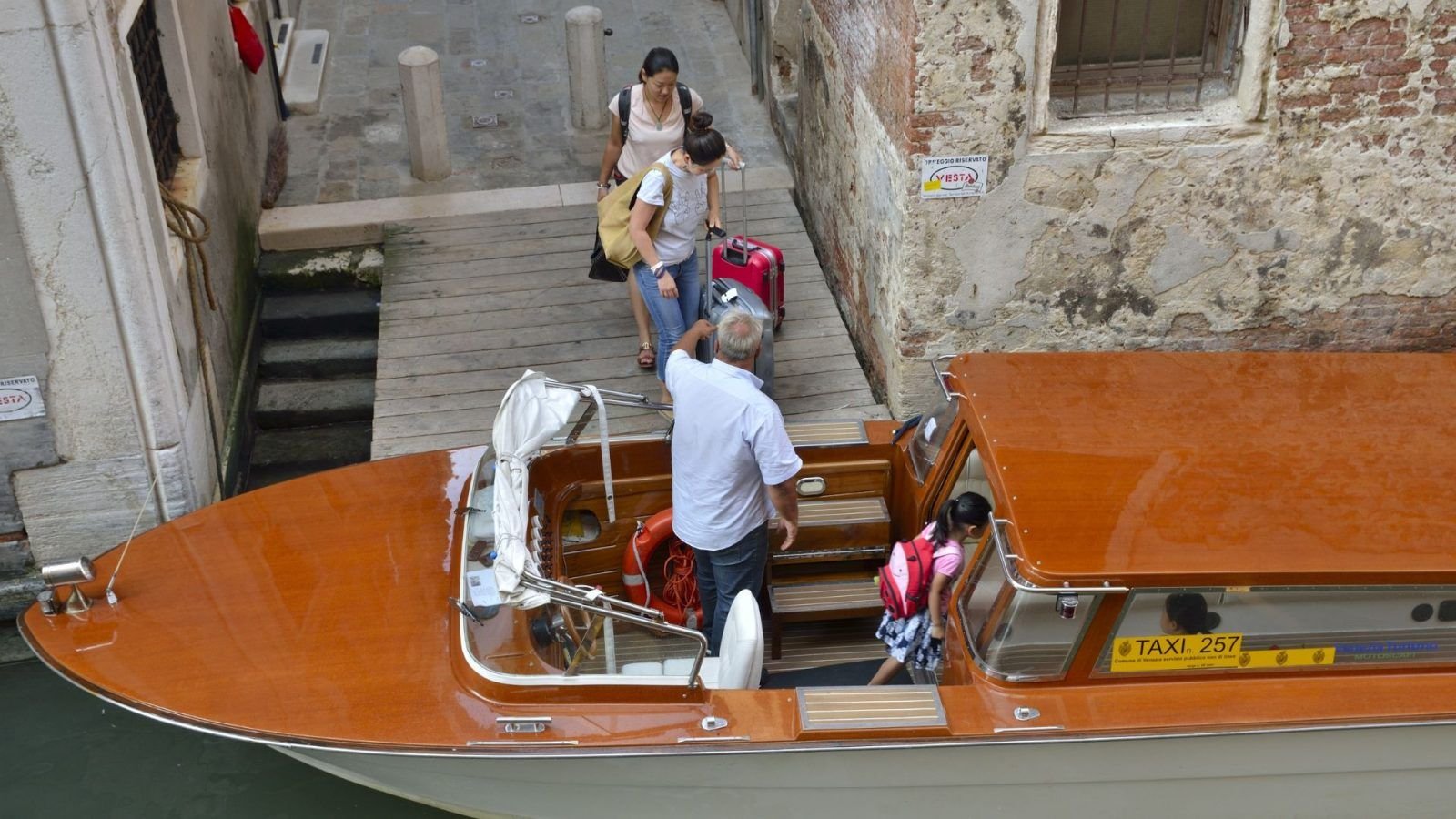 What To Know About Europe’s ‘Luggage Fines’ — And How To Avoid Them