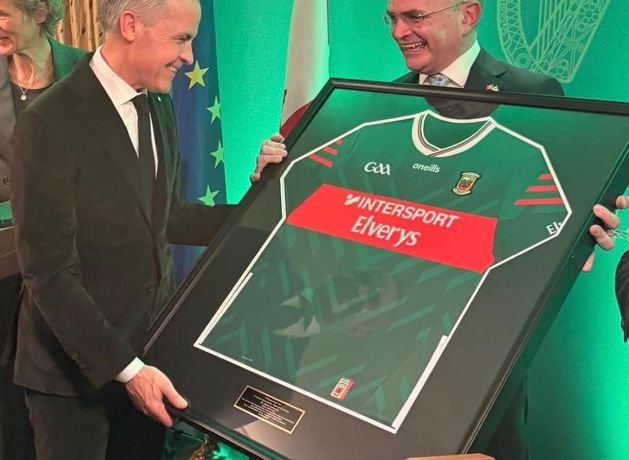 Mayo Minister gifts Canadian PM Mark Carney with Mayo GAA jersey