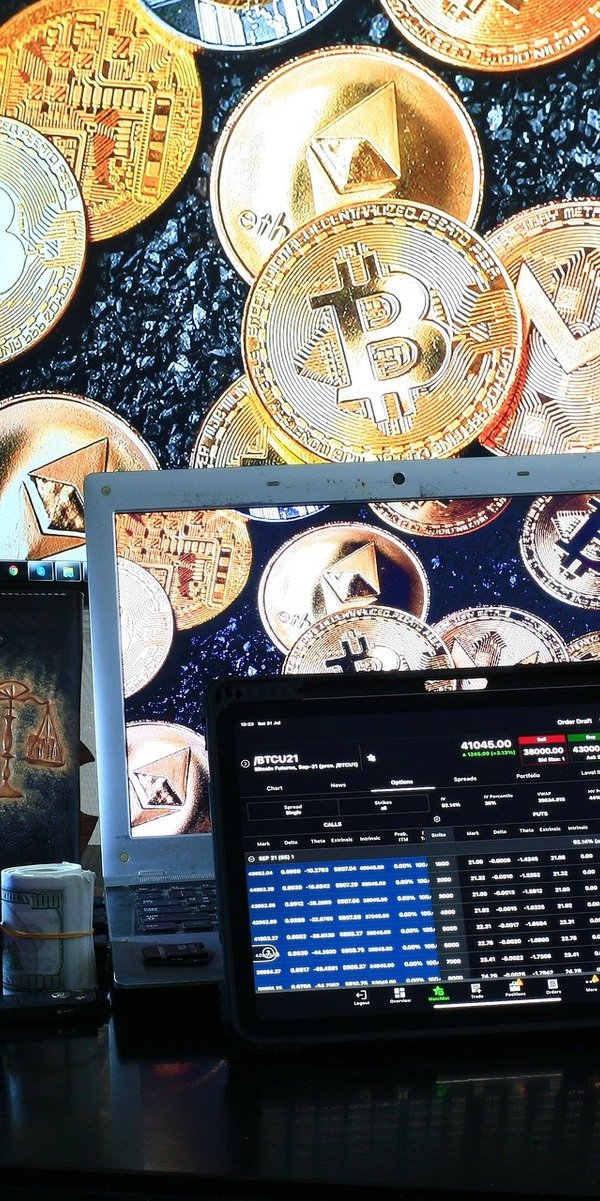 CA3655381014) Faces Headwinds Amid Slowing Growth and Rising Costs