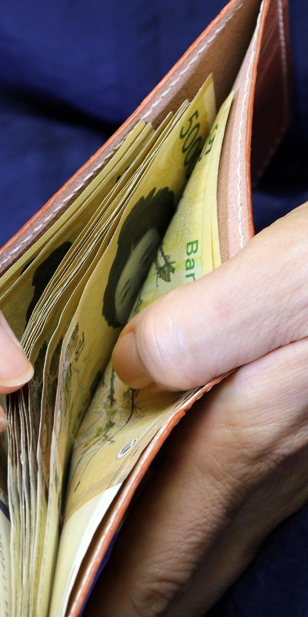 JP3765000006) Holds Steady Amid Gaming Sector Volatility