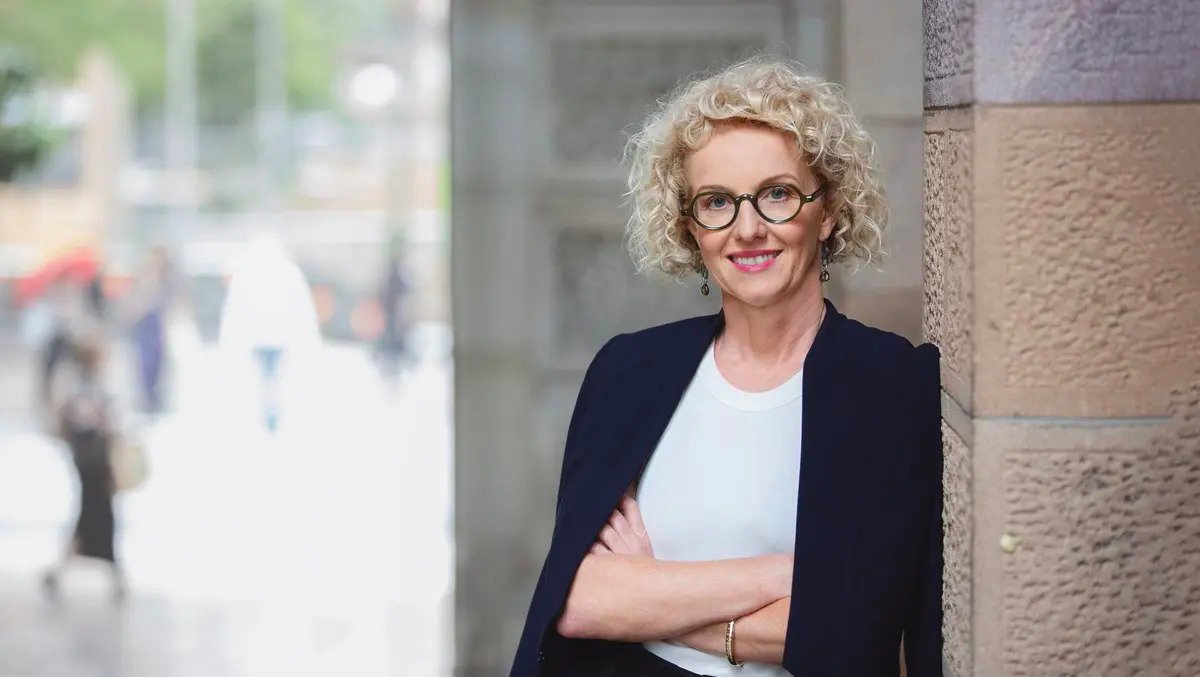 How culture signals exclude women in tech