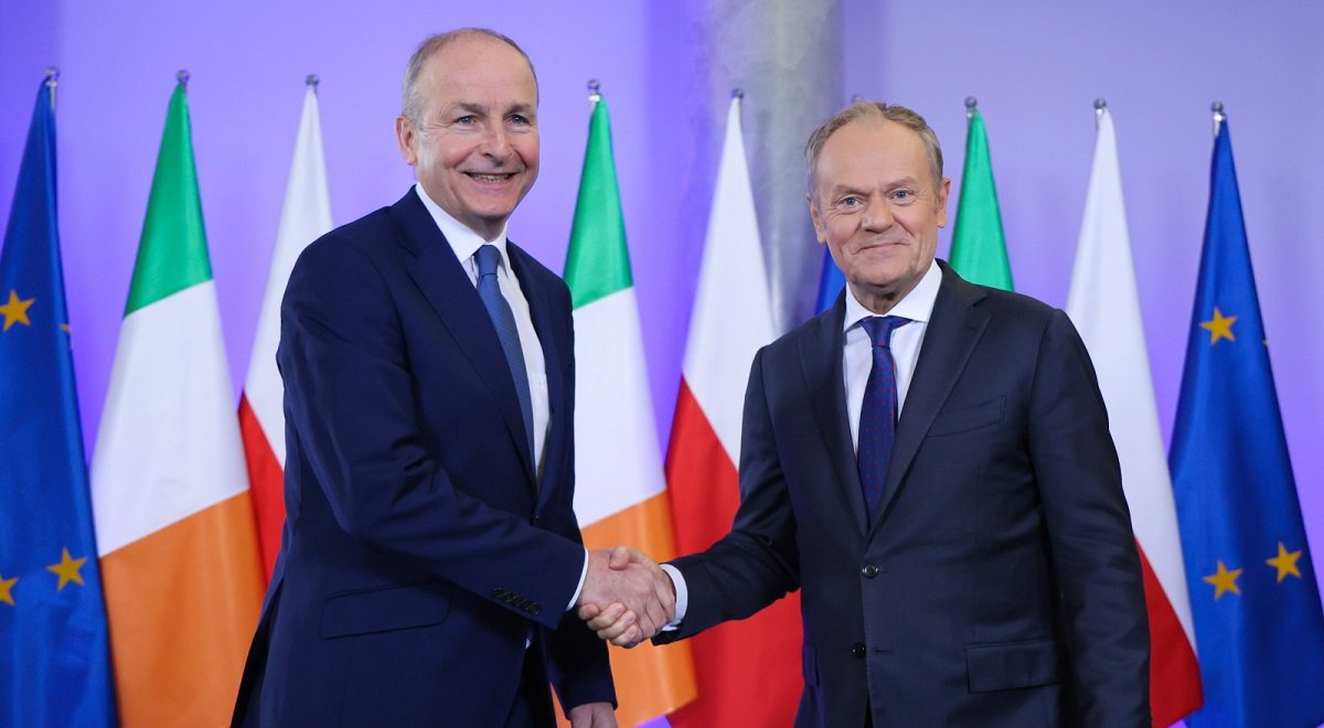 Polish Prime Minister Donald Tusk (right) and his Irish counterpart Michel Martin (left) meet in Warsaw on Tuesday, March 31, 2026.