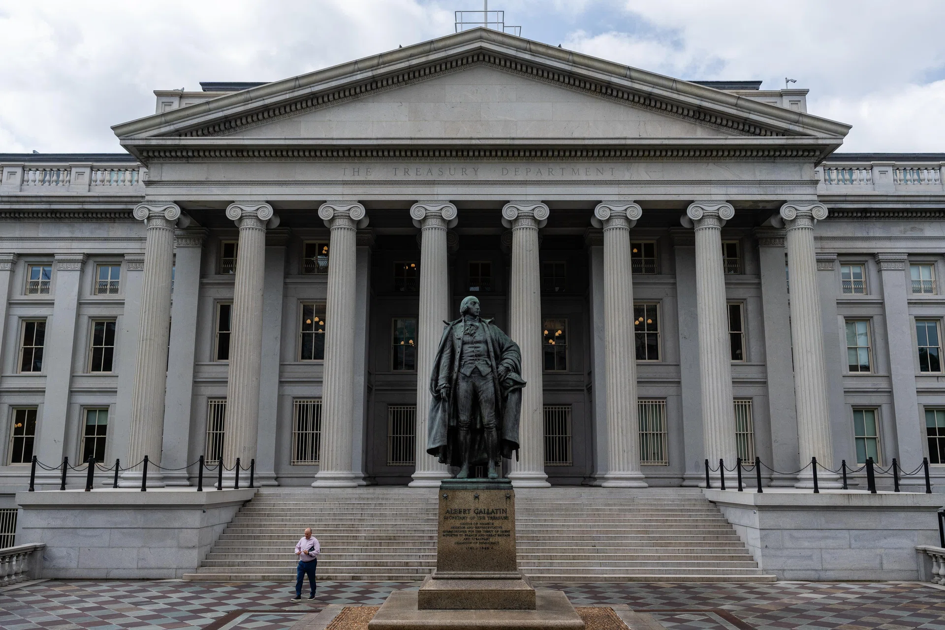 US Treasuries not a sustainable bet: Belgian wealth manager