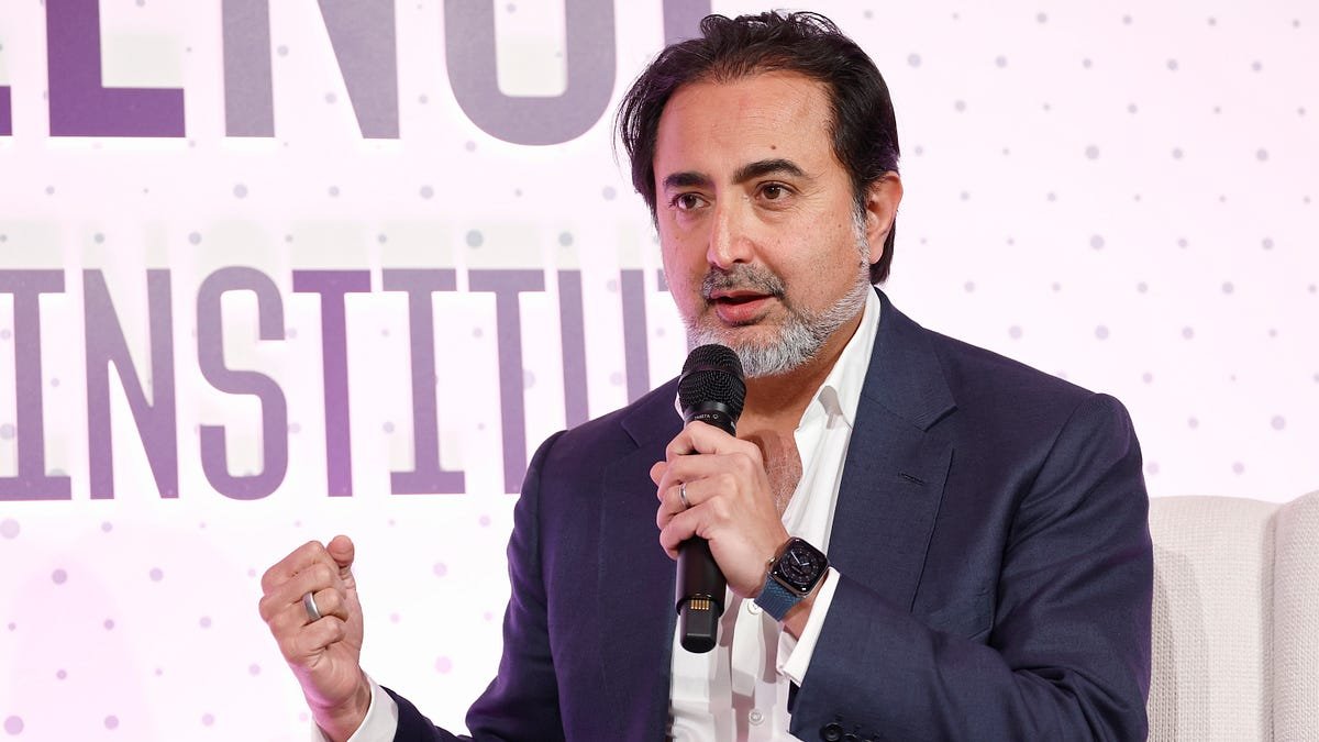 Founders Fund, General Catalyst & Spark Capital Crave Even Bigger War Chests