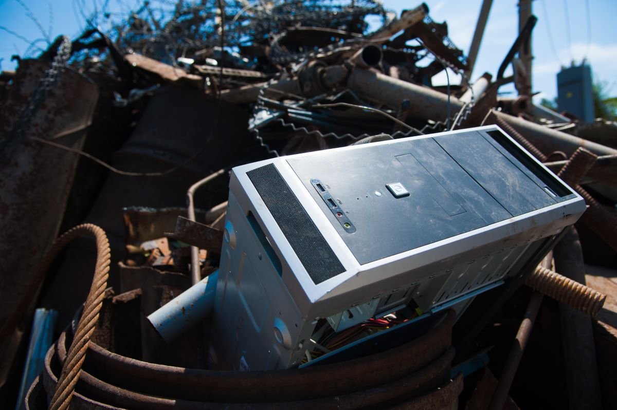 Europe doesn’t recycle its e-waste, it exports the problem Materia Rinnovabile