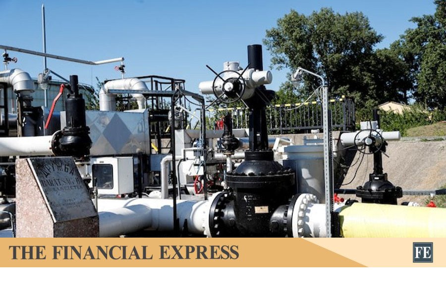 Slovakia PM Fico to meet EU's von der Leyen to push for restart of Druzhba oil flows