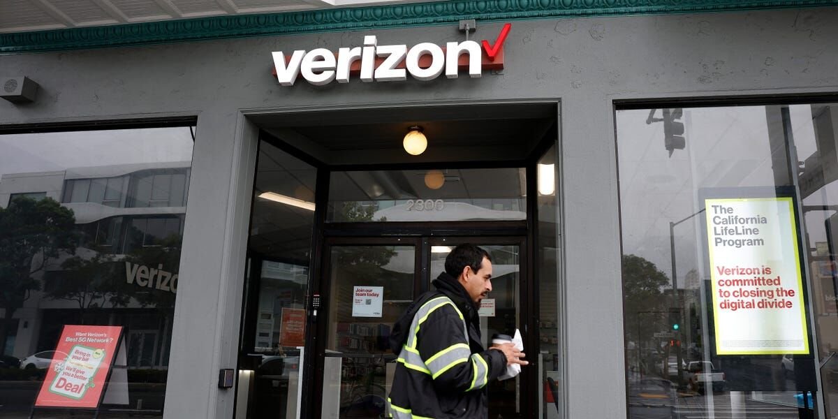 Verizon says it will lay off 13,000 employees as its new CEO seeks a