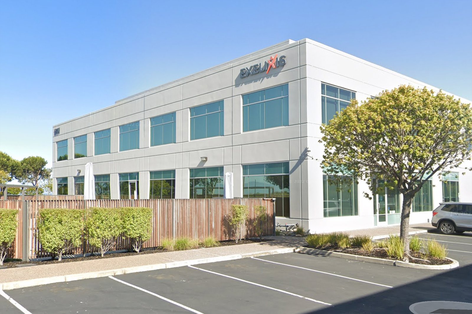 Bay Area biotech company worth $10 billion lays off 130 workers