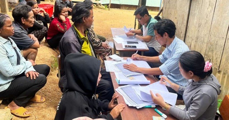 Maintaining support policies for poor workers in mountainous areas