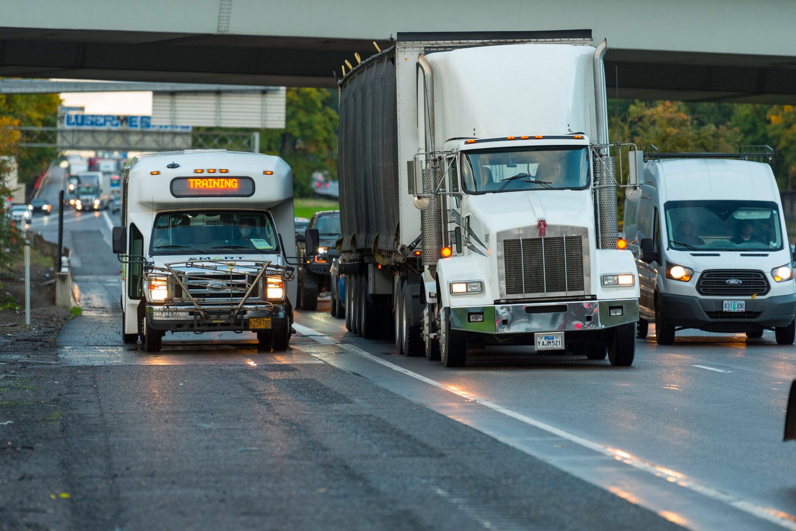 Oregon Senate passes $4.3 billion transportation package • Oregon Capital Chronicle