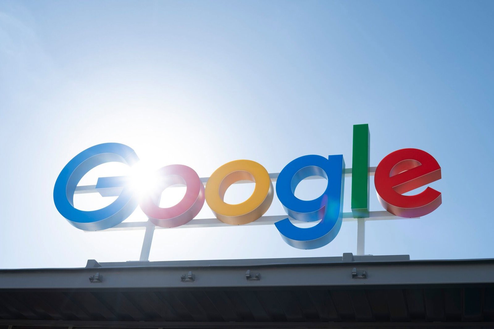 EU Orders Google to Open Search Data Vault to Rivals and AI Startups
