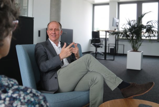 European textiles industry must innovate or die