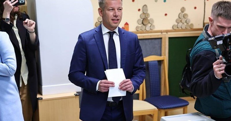 Effected Hungarian Prime Minister wants to restore relations with the EU