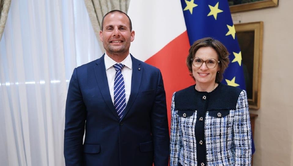 Abela highlights Malta’s environmental challenges in meeting with EU Commissioner