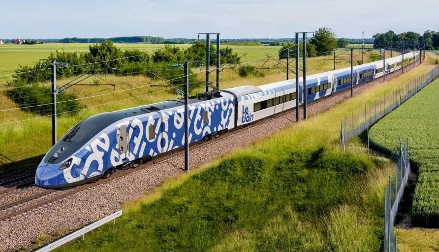 France TGV Market Breakthrough: Le Train Debuts