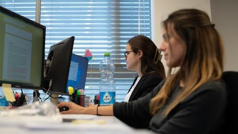 Founders shift strategy, raising more capital earlier in funding cycle