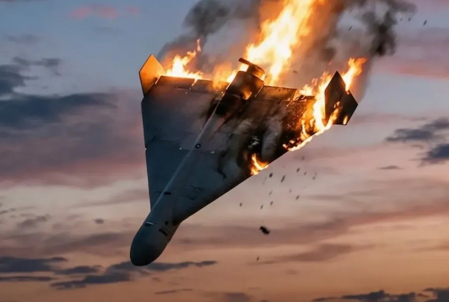 The Ministry of Defence of the Netherlands has signed a contract with Raytheon for the acquisition of an additional Patriot air defence system. The agreement was formalised at the Defence Ground-Based Air Defence Command in Vredepeel.