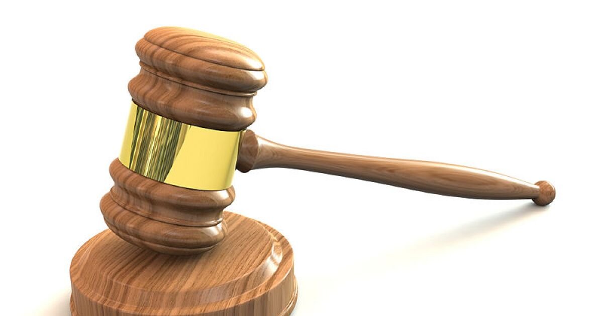 Judge extends block on federal worker layoffs during shutdown