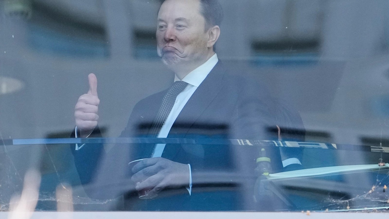 Elon Musk tells his side of OpenAI's beginnings in trial pitting him against CEO Sam Altman