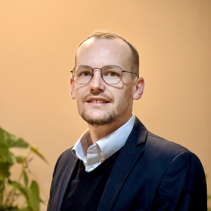 From local to global: Navigating AI-driven expansion and compliance