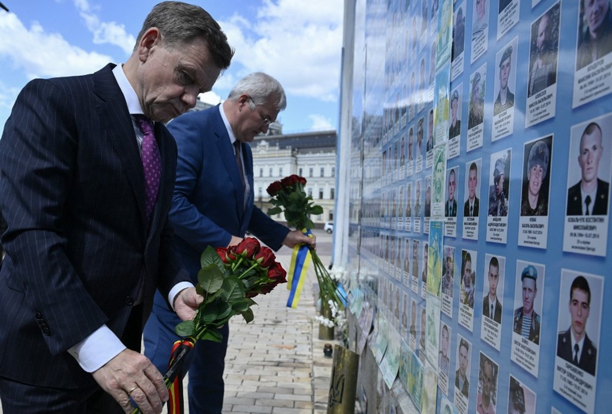 Europe, US Rally Behind Ukraine’s Ceasefire Offer, Urge Russia to Accept
