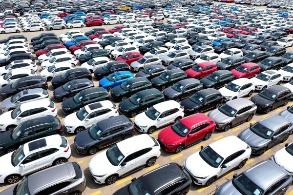 US to Raise EU Car Tariffs to 25%: What This Means for International Trade and Investors