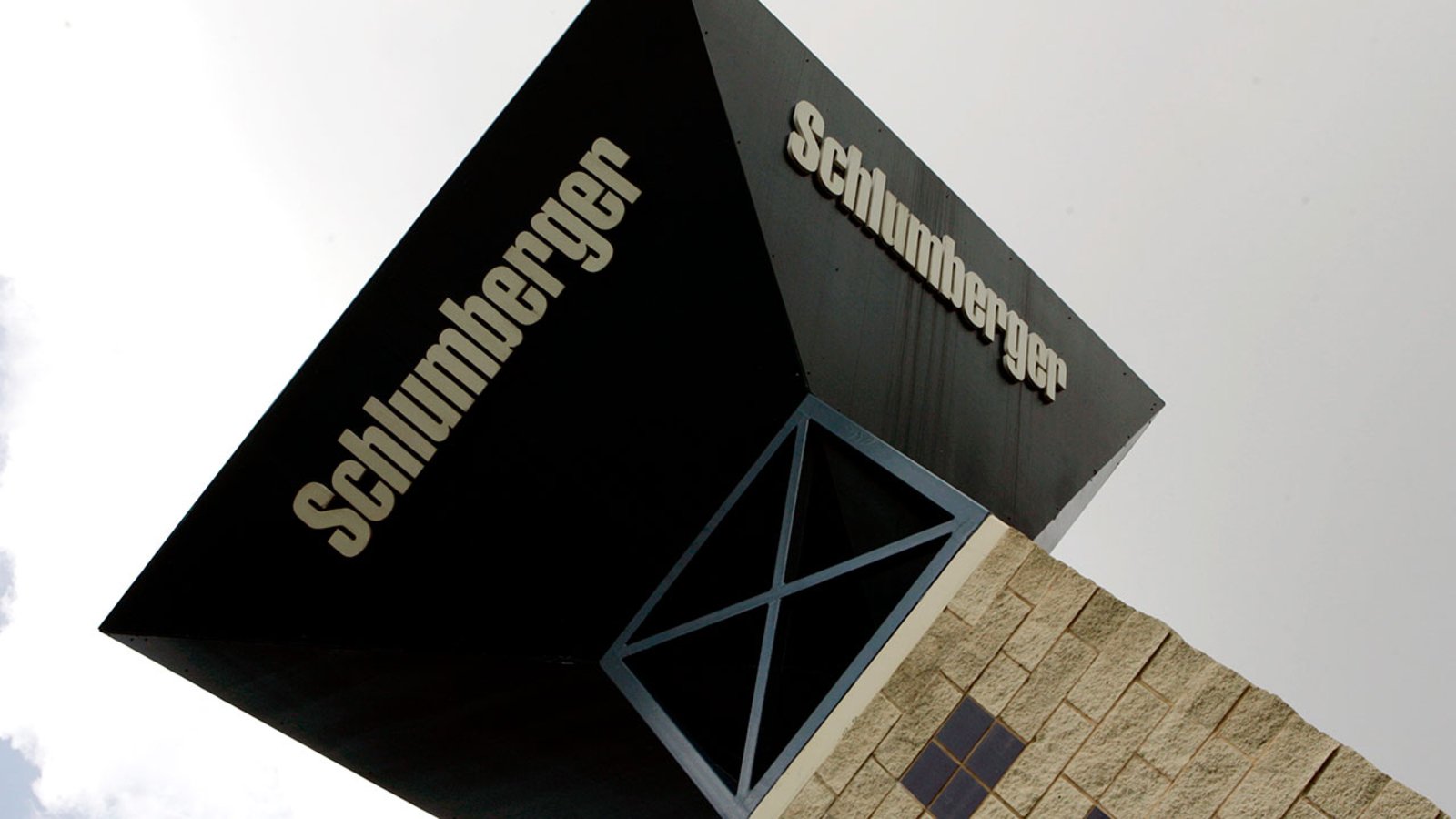 Schlumberger confirms 9,000 layoffs coming