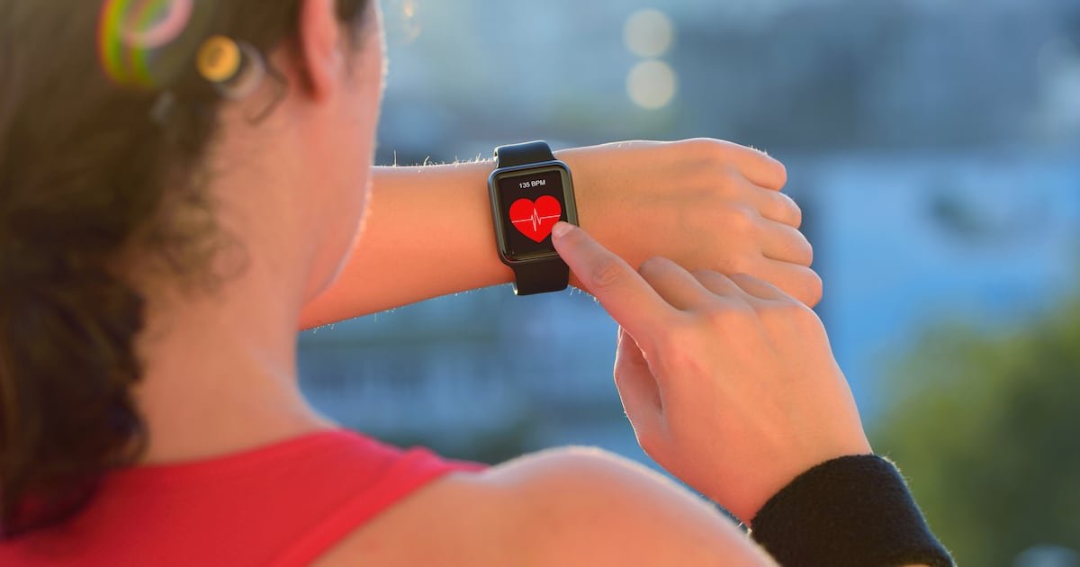 Big Tech pushes Government to exempt smart watches from EU battery-replacement rules – The Irish Times