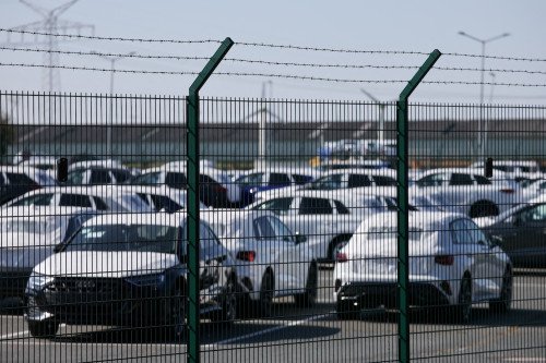 Trump says he will raise tariff on autos from European Union to 25%