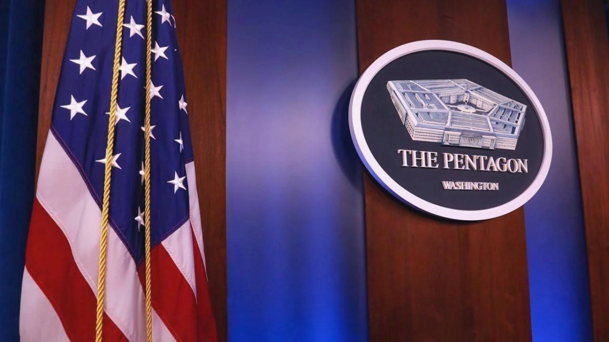 Pentagon’s Moves Trigger New Tech Crisis