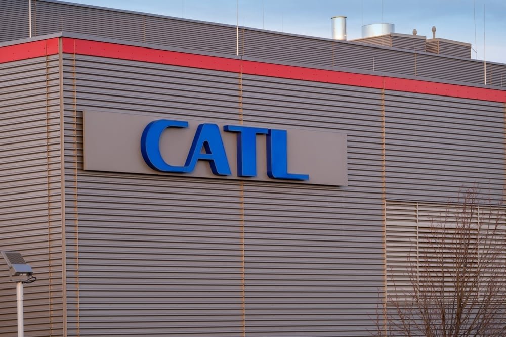 CATL Secures $5 Billion Hong Kong Capital Raise for EV Battery Production Expansion