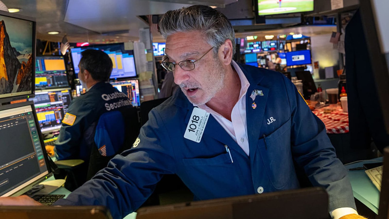 Stock market today: Live updates