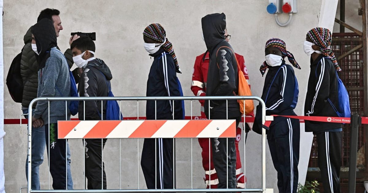 Africa must stop migrants reaching Europe to keep EU cash, plans show  – POLITICO