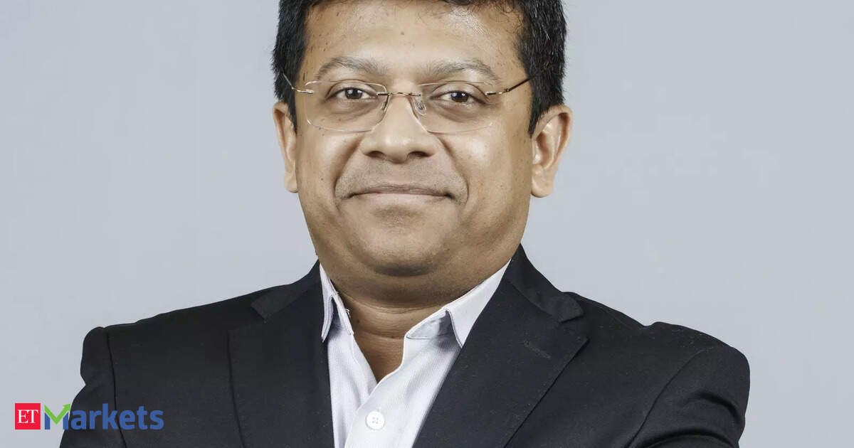 The Golden Thumbrule: From Hated to Hot - Aniruddha Sarkar on spotting sector turnarounds before the crowd