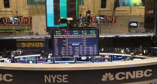 S&P, Dow, Nasdaq Futures Tumble After Trump Escalates Trade Fight With Europe