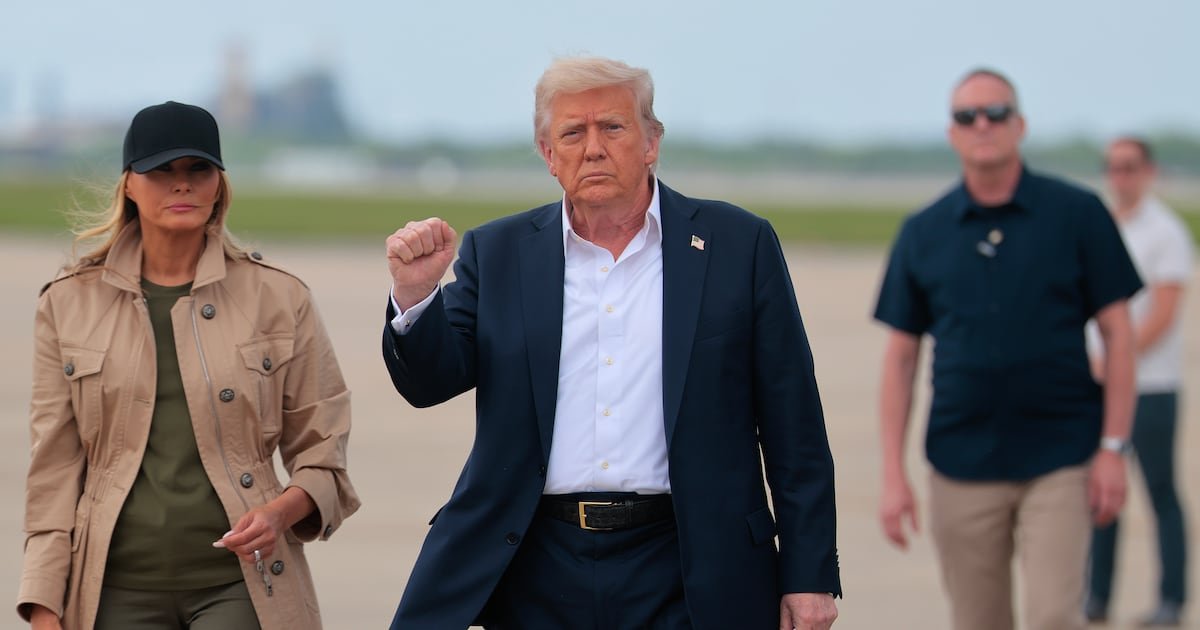 Donald Trump announces 30% tariff on goods from European Union – The Irish Times