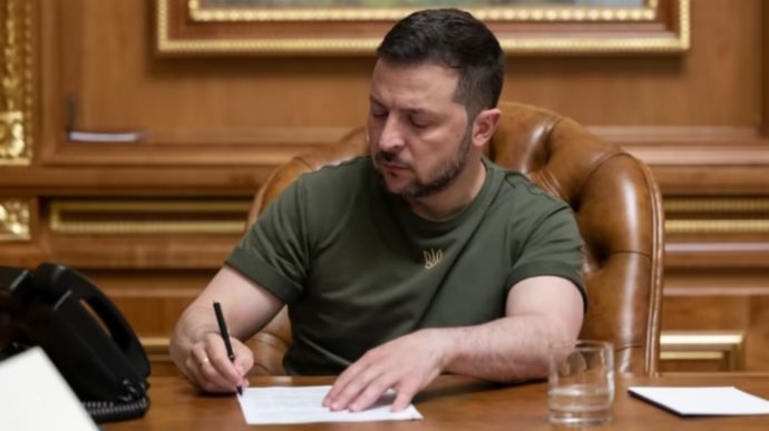  Zelenskyy signs a law to reform ARMA in order to secure €600M in EU funding.