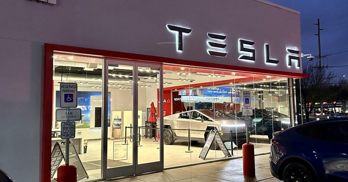 I just swapped a Tesla Model 3 for a Model Y and Elon Musk's brutal layoffs ruined the experience