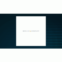 Wells Fargo & Company Raises Moelis & Company (NYSE:MC) Price Target to $64.00