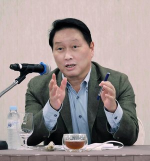 KCCI chief suggests EU-style economic bloc between Korea, Japan