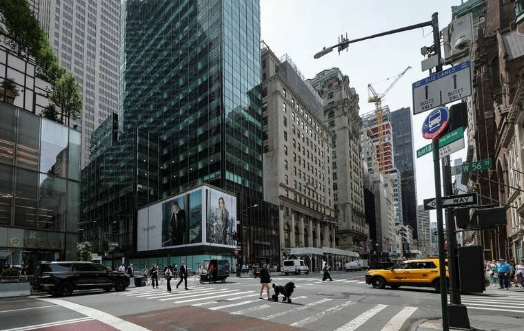 U.S. jobless claims rise sharply as corporate profits slump