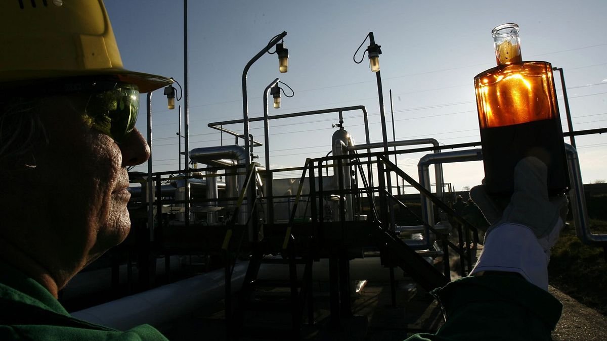 Hungary and Slovakia in spat with Ukraine over bombed Druzhba oil pipeline