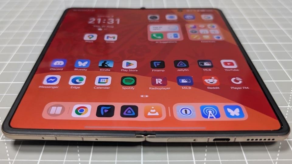 Honor Magic V5 Arrives In Europe, Galaxy Tab S10 Lite Launch, Realme’s Monster Battery