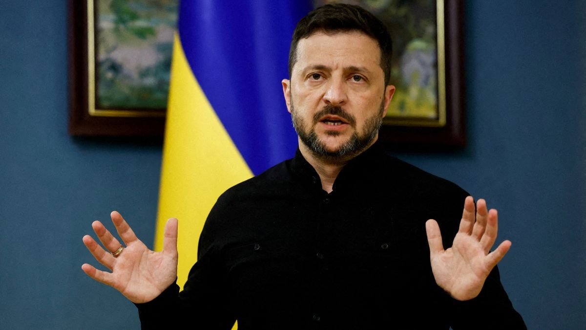 Zelenskyy welcomes US offer of security guarantees to Ukraine ahead of Trump meeting – Firstpost