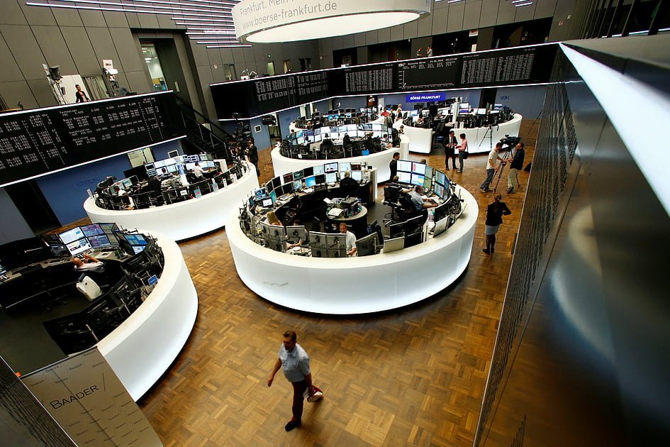 Powerful new AI models knock the wind out of European adopter stocks