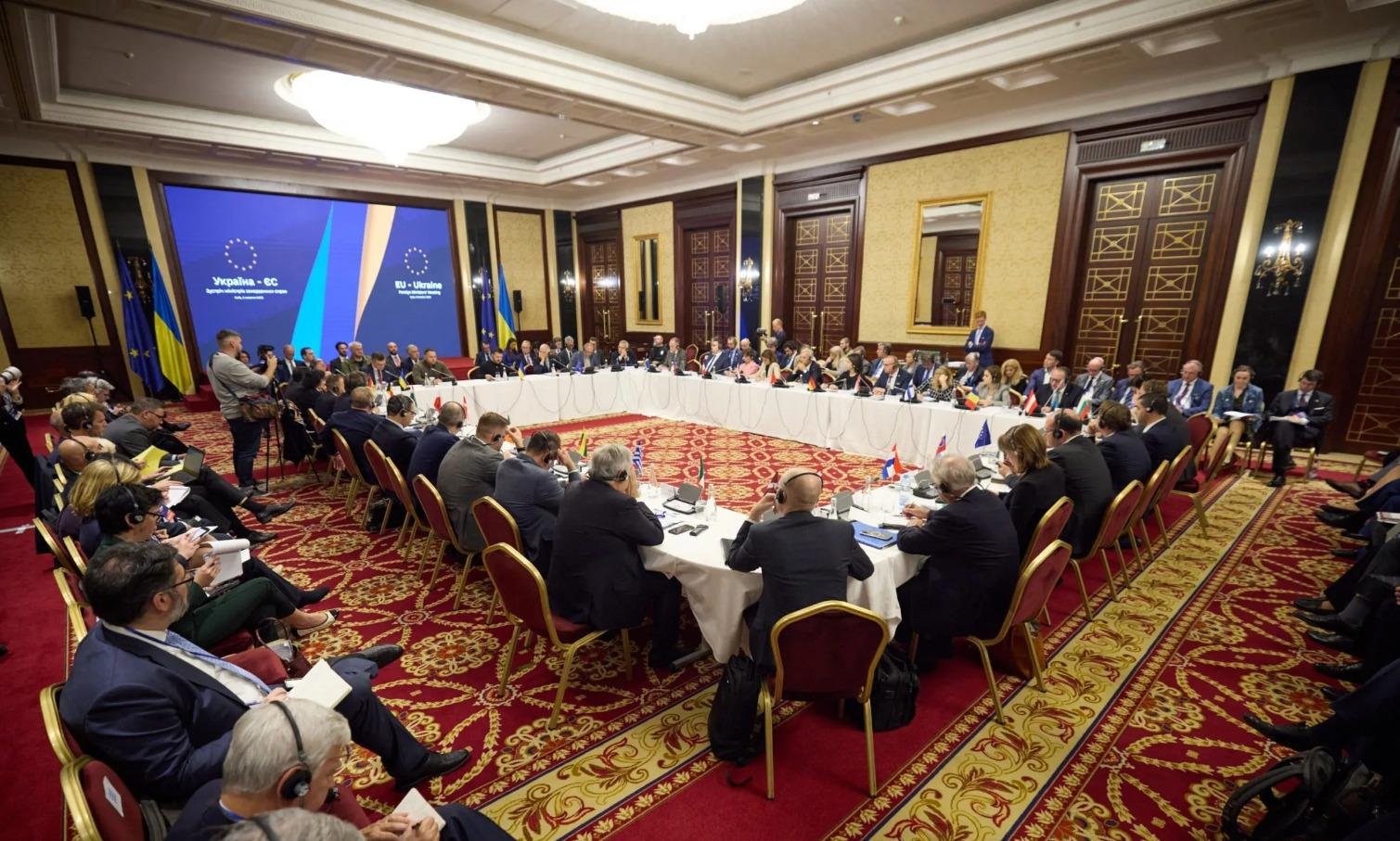 EU nations divided on taking severe actions against Israel