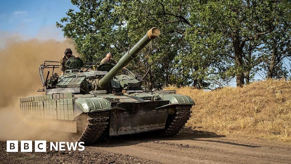 Ukraine's borders must not be changed by force, EU leaders say