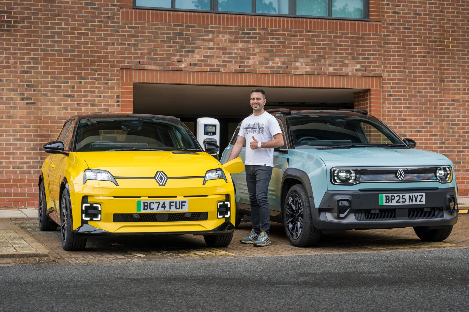 Renault passes full £1,500 Electric Car Grant saving directly to EV customers
