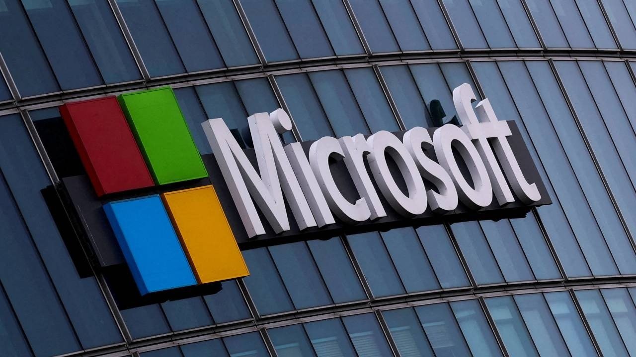 After 15,000 layoffs, Microsoft woos top Meta AI talent with multimillion-dollar offers, big bonuses