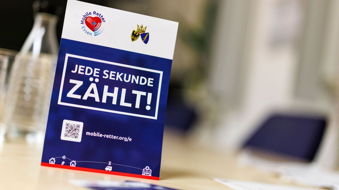 Europe pushes for widespread CPR training, apps to boost cardiac arrest survival
